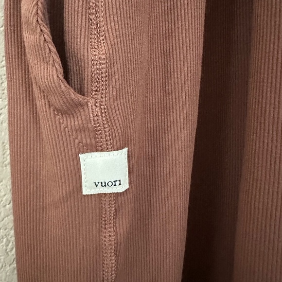 Vuori Pose Henley Jumpsuit XL Brown Stretch Moisture Wicking Ribbed Drawstring - Picture 11 of 16